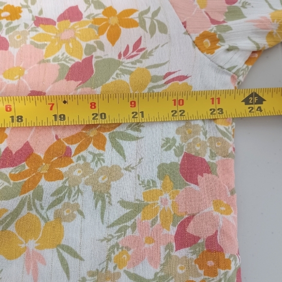 Joie Vivette Pink Orange Size L Smocked Tassel Tie Keyhole Peasant Boho Top - Picture 12 of 12